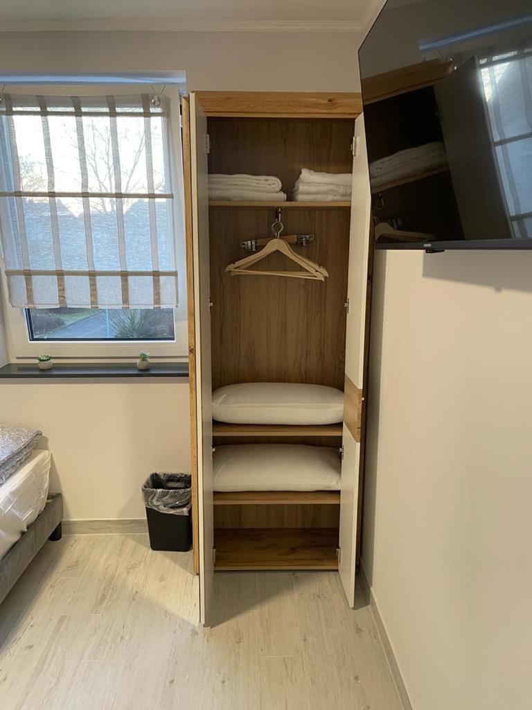 Davidoff-Apartment Seelze Esterno foto
