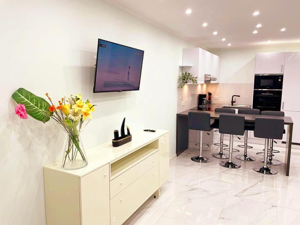 Davidoff-Apartment Seelze Esterno foto